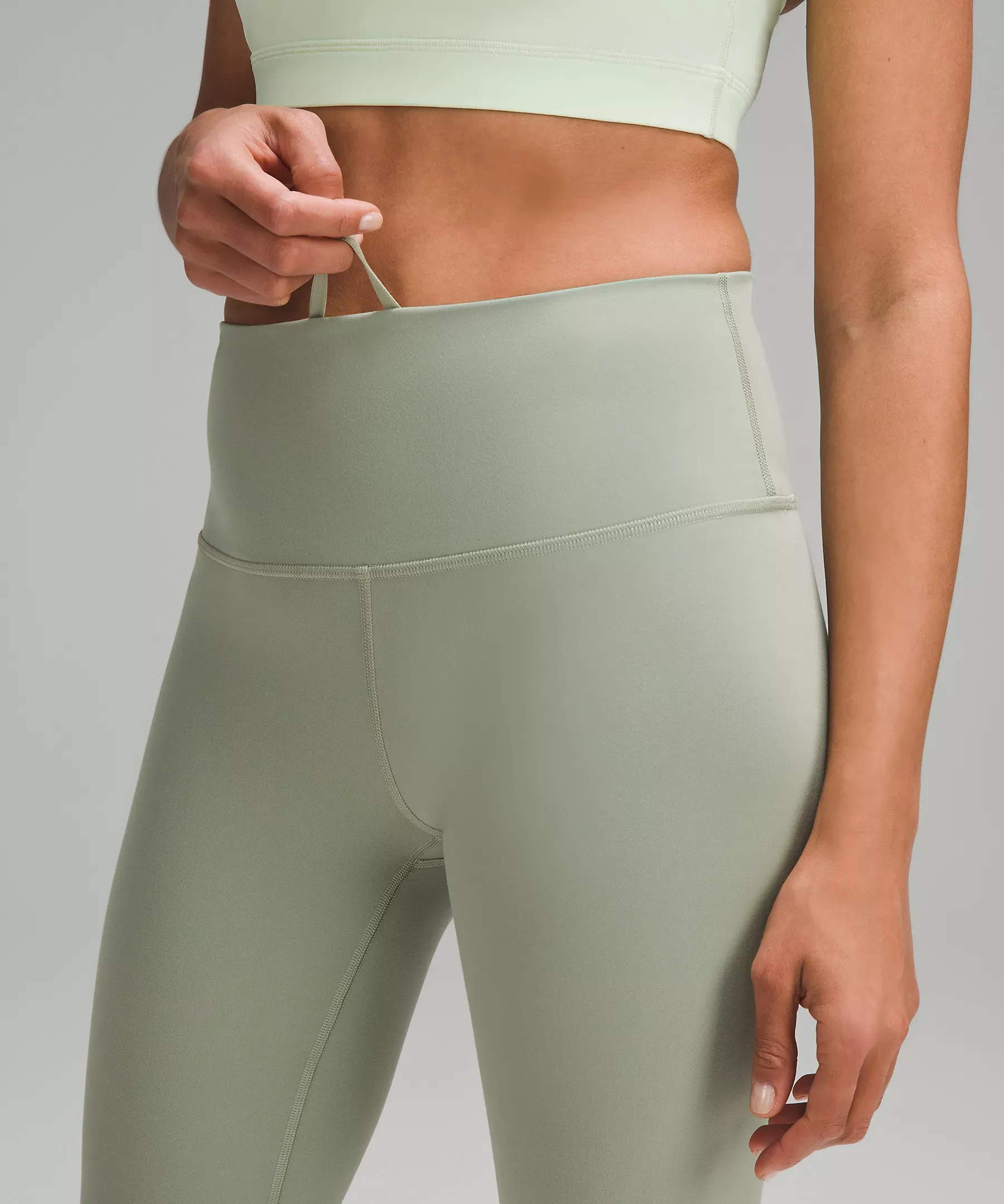 lululemon Wunder Train High-Rise Tight 28