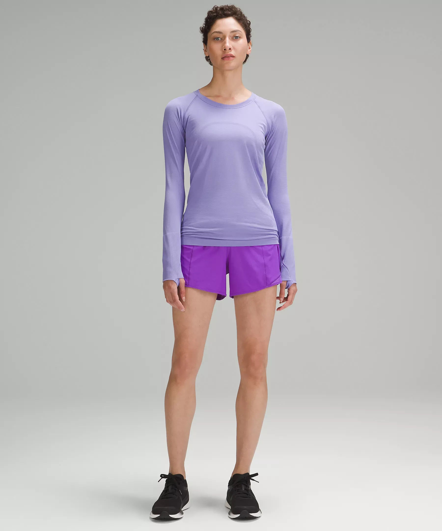 lululemon Hotty Hot High-Rise Lined Short 4′′